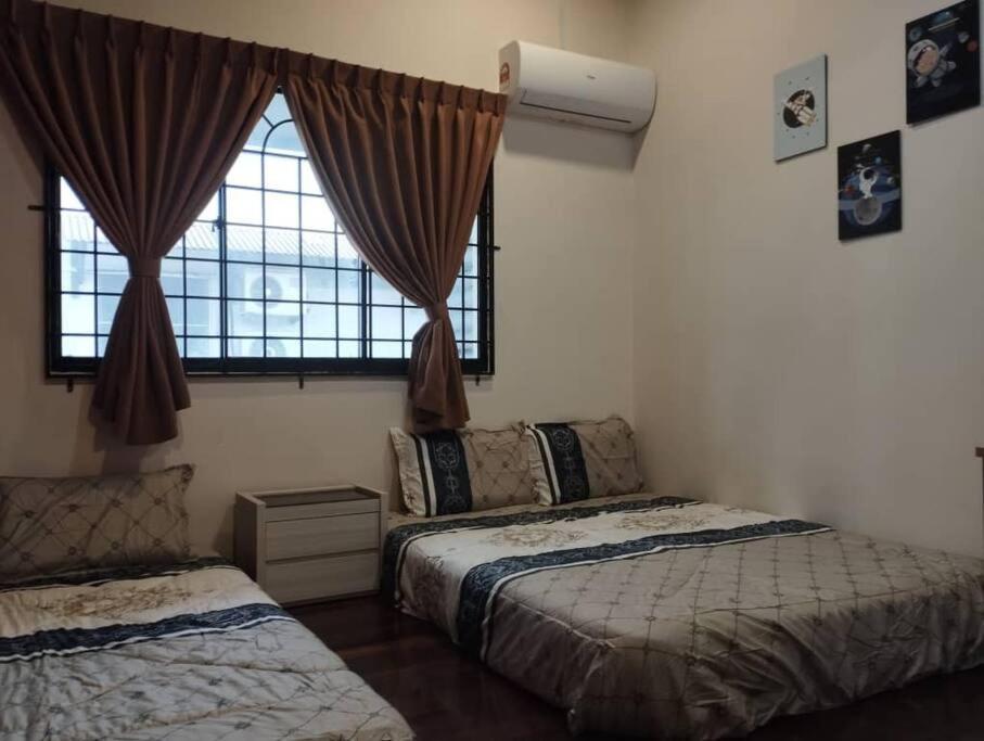 Villamax Klebang Beach Homestay Melaka 25 Pax 6R4B エクステリア 写真